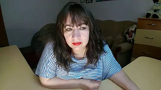 Lucretia Goldi  online show from 02-19-26, 07:32