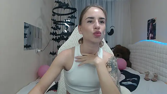 DeboraHorny online show from 10-11-25, 06:01