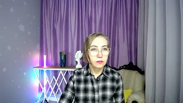 queen a n i online show from 11-28-25, 09:45