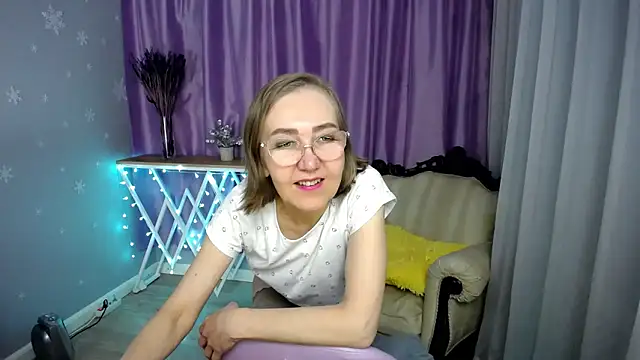 queen a n i online show from 04-10-26, 10:31