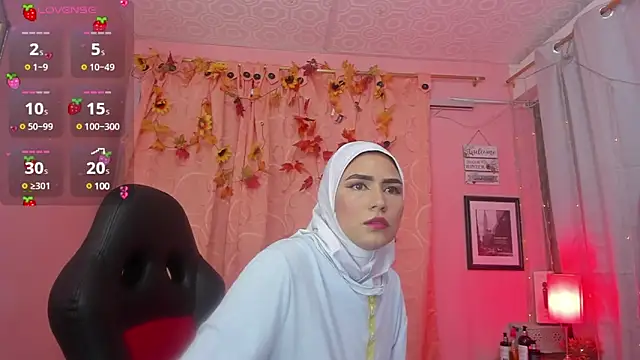 Snapshot of DarshaKhemu chatting on 02-13-25, 08:55 DarshaKhemu online show from 02-13-25, 08:55