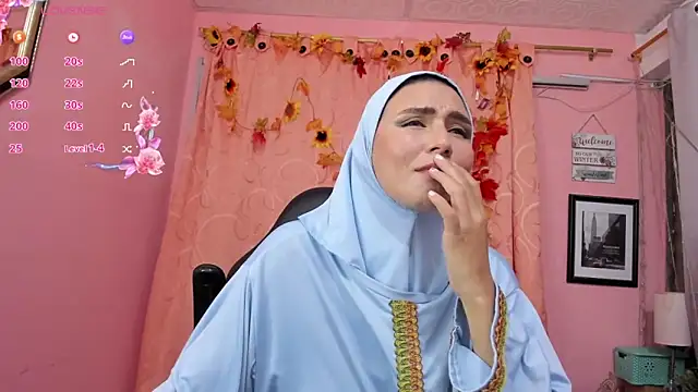 Snapshot of DarshaKhemu chatting on 09-20-25, 08:43 DarshaKhemu online show from 09-20-25, 08:43