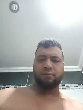 Snapshot of bby2279 chatting on 06-07-26, 02:32 bby2279 online show from 06-07-26, 02:32