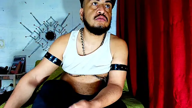 the master foal  online show from 11-29-25, 11:02