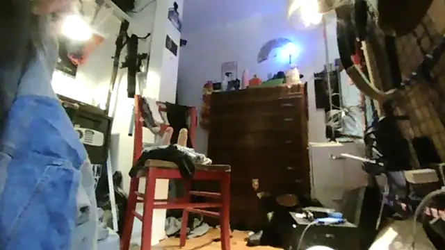 Snapshot of TheHellBilly chatting on 12-07-24, 03:19 TheHellBilly online show from 12-07-24, 03:19