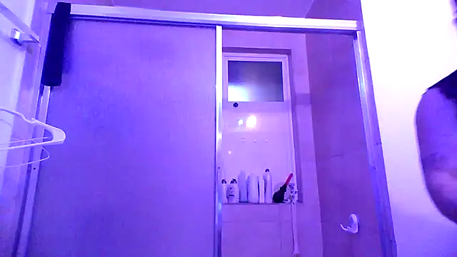 Snapshot of TheHellBilly chatting on 09-23-25, 02:14 TheHellBilly online show from 09-23-25, 02:14