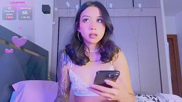 Mia Tin online show from 02-11-26, 08:25