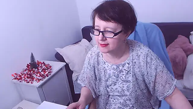 ChristaRose online show from 12-29-24, 05:53
