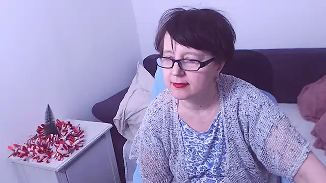 ChristaRose online show from 12-29-24, 07:43