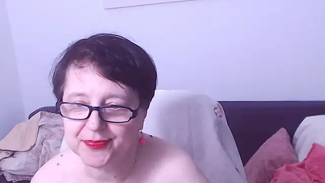 Snapshot of ChristaRose chatting on 06-11-26, 02:53 ChristaRose online show from 06-11-26, 02:53