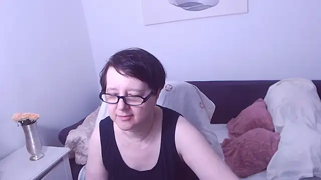 Snapshot of ChristaRose chatting on 06-11-26, 08:18 ChristaRose online show from 06-11-26, 08:18