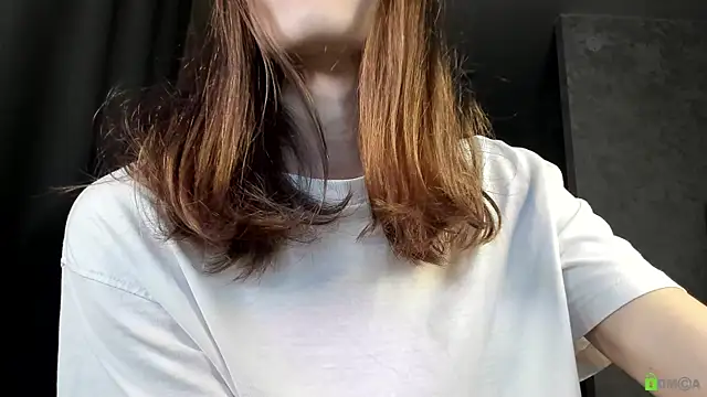 Courtney Luv online show from 10-29-25, 01:13