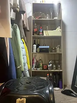 Snapshot of DulceMya6 chatting on 12-20-24, 11:37 DulceMya6 online show from 12-20-24, 11:37