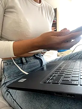 Snapshot of DulceMya6 chatting on 09-19-25, 08:53 DulceMya6 online show from 09-19-25, 08:53