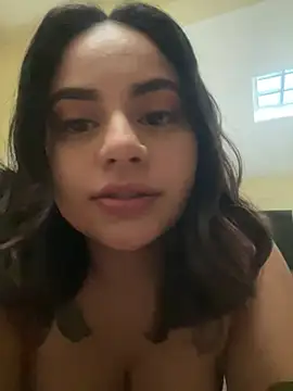 Snapshot of susy_angel chatting on 06-26-26, 01:37 susy angel online show from 06-26-26, 01:37