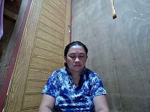 LalaiAsian online show from 11-19-25, 03:45