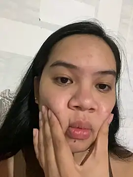 Hebefemme online show from 03-15-25, 08:21