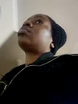 Sexynaughty Gal online show from 04-17-26, 08:23