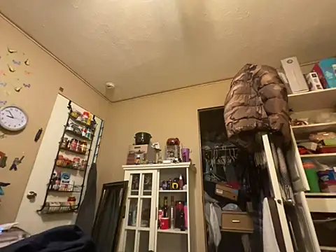 jck1m0t online show from 11-25-25, 01:49