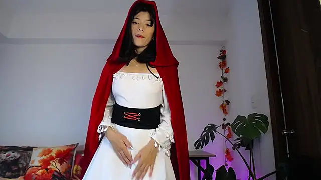 maggie kay online show from 10-31-25, 03:24