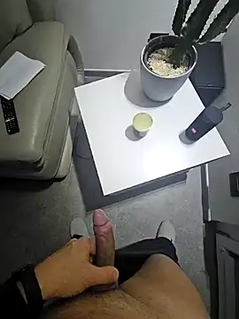 kekko-1982 online show from 01-02-25, 09:07