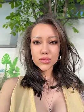 Snapshot of goodforKarina chatting on 04-25-26, 02:03 goodforKarina online show from 04-25-26, 02:03