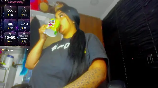 Snapshot of Pocahontas_d chatting on 01-16-26, 02:32 Pocahontas d online show from 01-16-26, 02:32