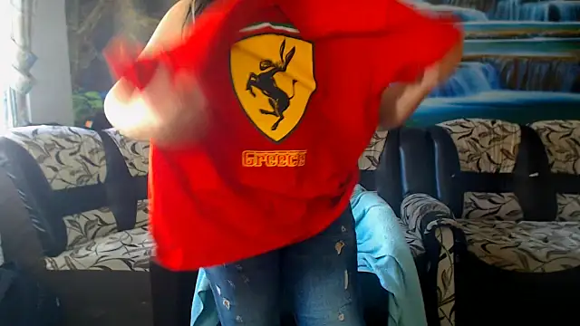 MoistMady online show from 10-29-25, 12:40