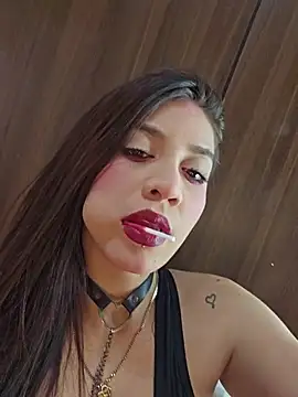Snapshot of Rebeca_xs chatting on 06-21-26, 06:49 Rebeca xs online show from 06-21-26, 06:49