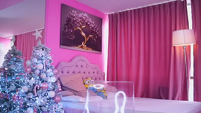 Snapshot of AshleySinn chatting on 12-16-25, 09:58 AshleySinn online show from 12-16-25, 09:58