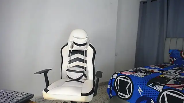 Snapshot of DavidAngell7 chatting on 12-13-24, 08:09 DavidAngell7 online show from 12-13-24, 08:09