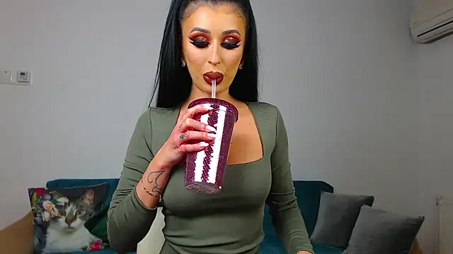 SaraDaisy online show from 02-28-25, 08:18