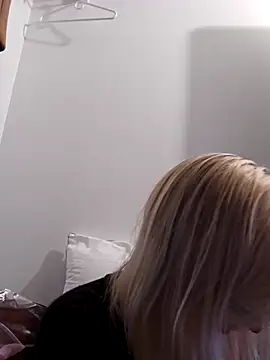 AmethystFoxx online show from 11-03-25, 09:38