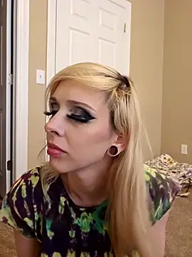 AmethystFoxx online show from 11-12-25, 09:36