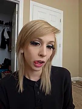 AmethystFoxx online show from 02-20-26, 07:25