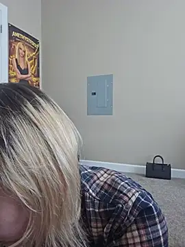 Snapshot of AmethystFoxx chatting on 07-01-26, 05:45 AmethystFoxx online show from 07-01-26, 05:45