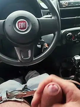 0Rodrigo1234 online show from 04-14-26, 11:49