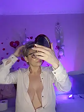 BellaBellaHot online show from 11-28-25, 11:24