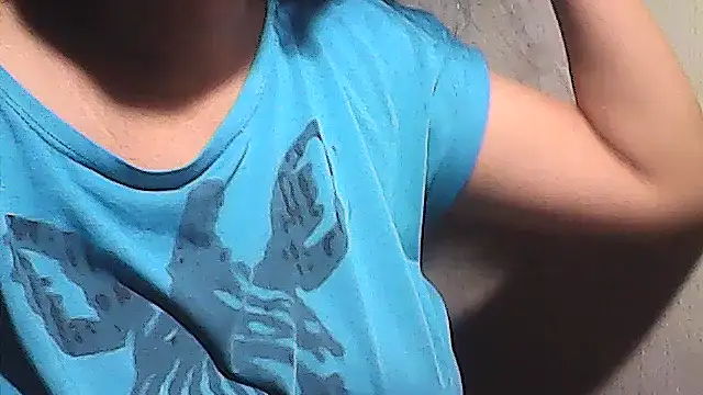 sweetsosie18 online show from 04-14-26, 06:36