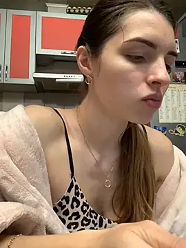 SeducingYoghourt online show from 01-06-25, 02:47