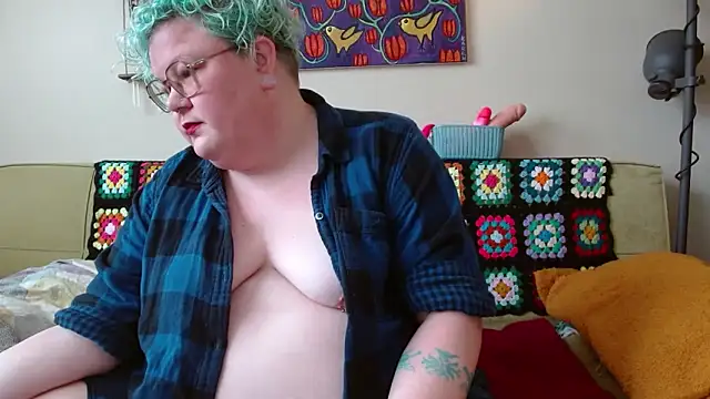 Snapshot of PotOfGreer chatting on 02-22-25, 05:57 PotOfGreer online show from 02-22-25, 05:57