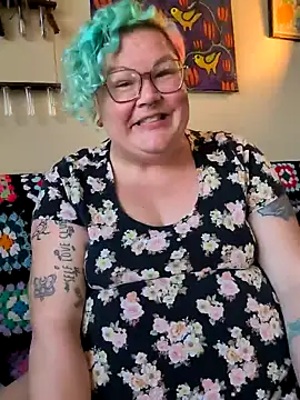 Snapshot of PotOfGreer chatting on 10-02-25, 05:31 PotOfGreer online show from 10-02-25, 05:31