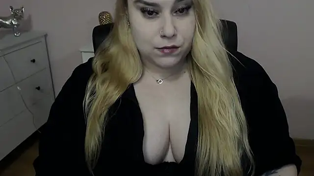 Snapshot of XgloryHAILEY chatting on 07-07-26, 08:57 XgloryHAILEY online show from 07-07-26, 08:57