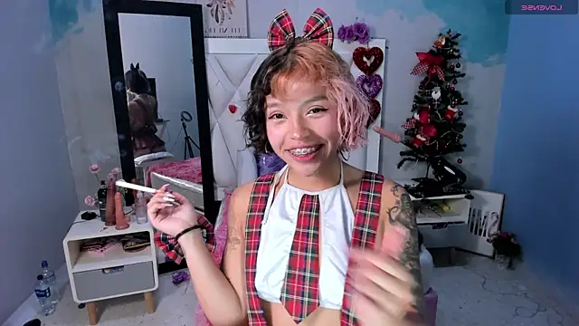 katalina garcia online show from 01-06-25, 01:53