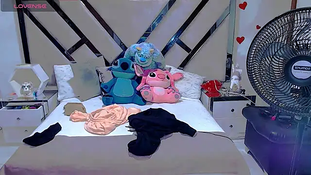 Snapshot of lady_Ary_xx chatting on 01-05-25, 11:01 lady Ary xx online show from 01-05-25, 11:01