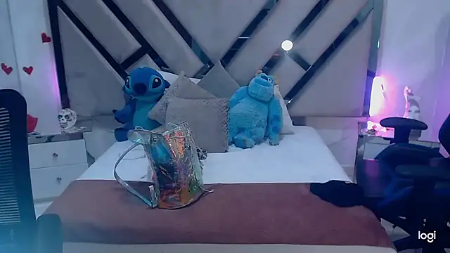 Snapshot of lady_Ary_xx chatting on 02-26-25, 10:20 lady Ary xx online show from 02-26-25, 10:20