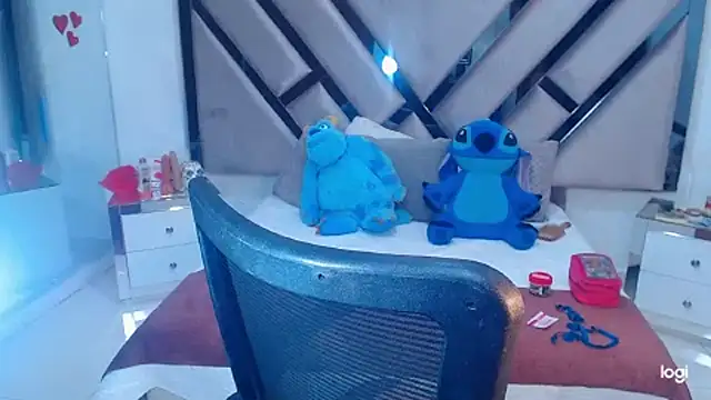 Snapshot of lady_Ary_xx chatting on 03-08-25, 09:29 lady Ary xx online show from 03-08-25, 09:29