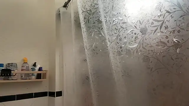 dreamyriri online show from 03-04-26, 09:54