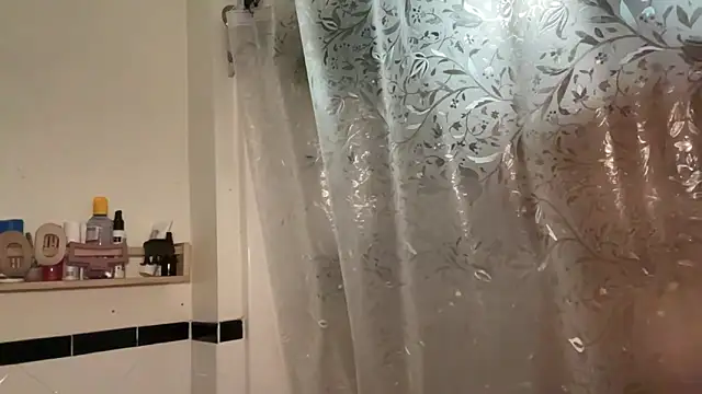 dreamyriri online show from 03-22-26, 06:33