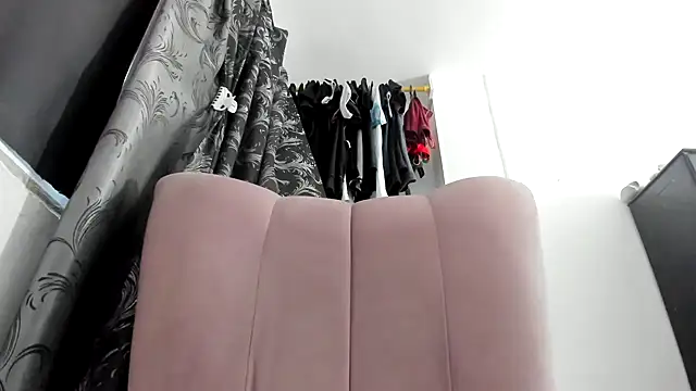 natalia hottman online show from 04-13-26, 03:28